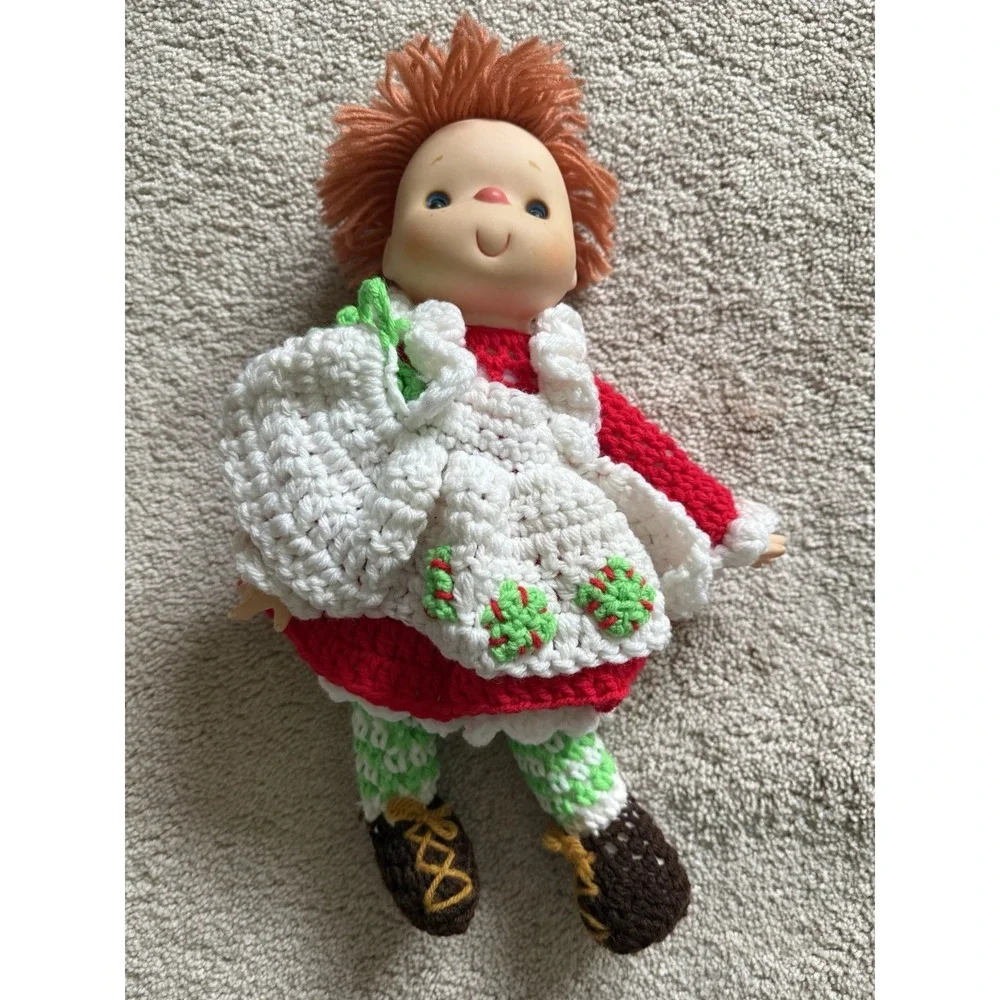 Vintage‎ Strawberry Shortcake and Blueberry Muffin Crocheted Dolls